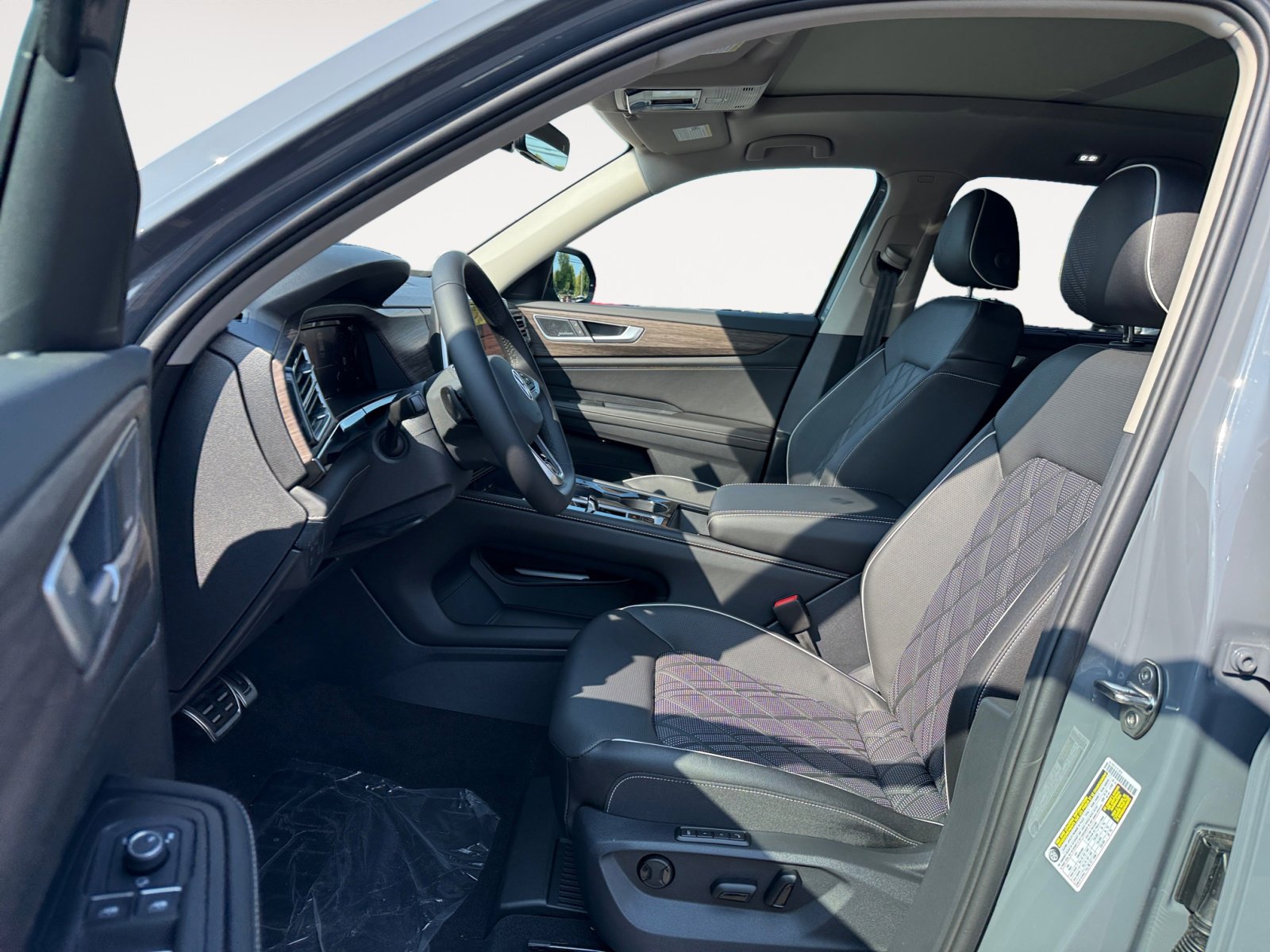 New 2026 Volkswagen Atlas SEL Premium R-Line image 10