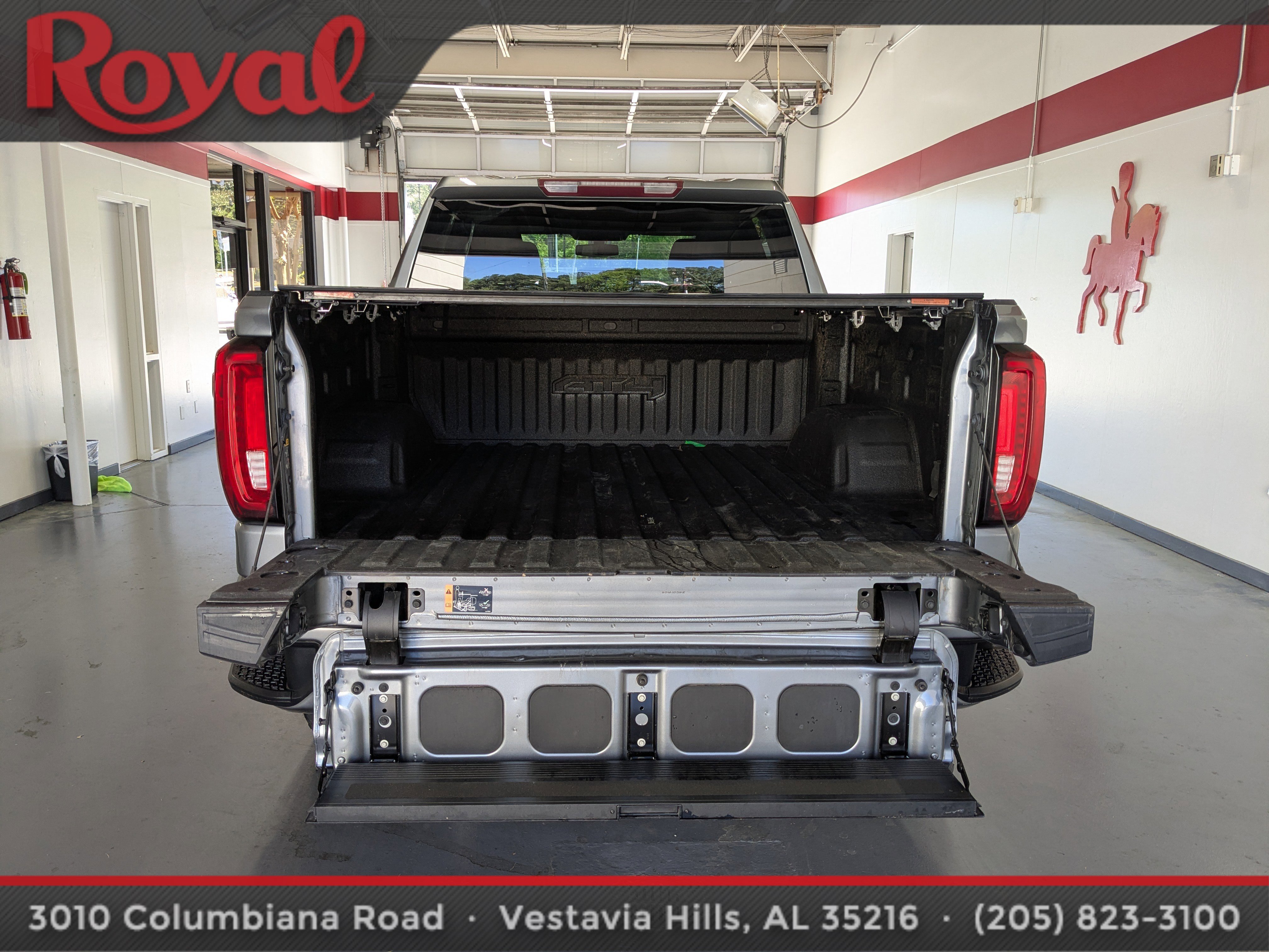 Used 2021 GMC Sierra 1500 AT4 AWD/4WD image 12