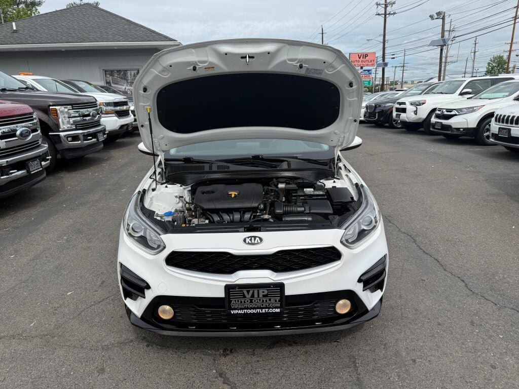 Used 2020 Kia Forte LXS FWD image 32