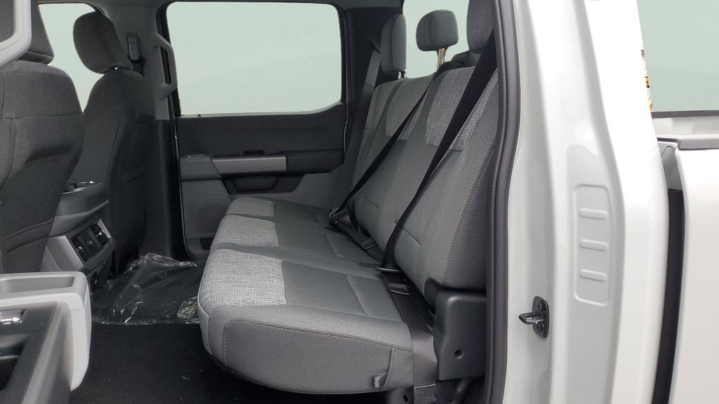 New 2026 Ford F250 XLT w/ Tremor Off-Road Package image 38