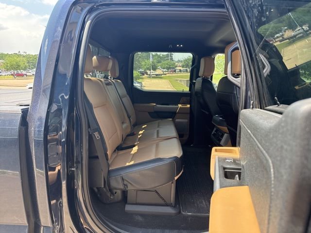 Used 2023 Ford F350 Lariat w/ Lariat Ultimate Package image 11