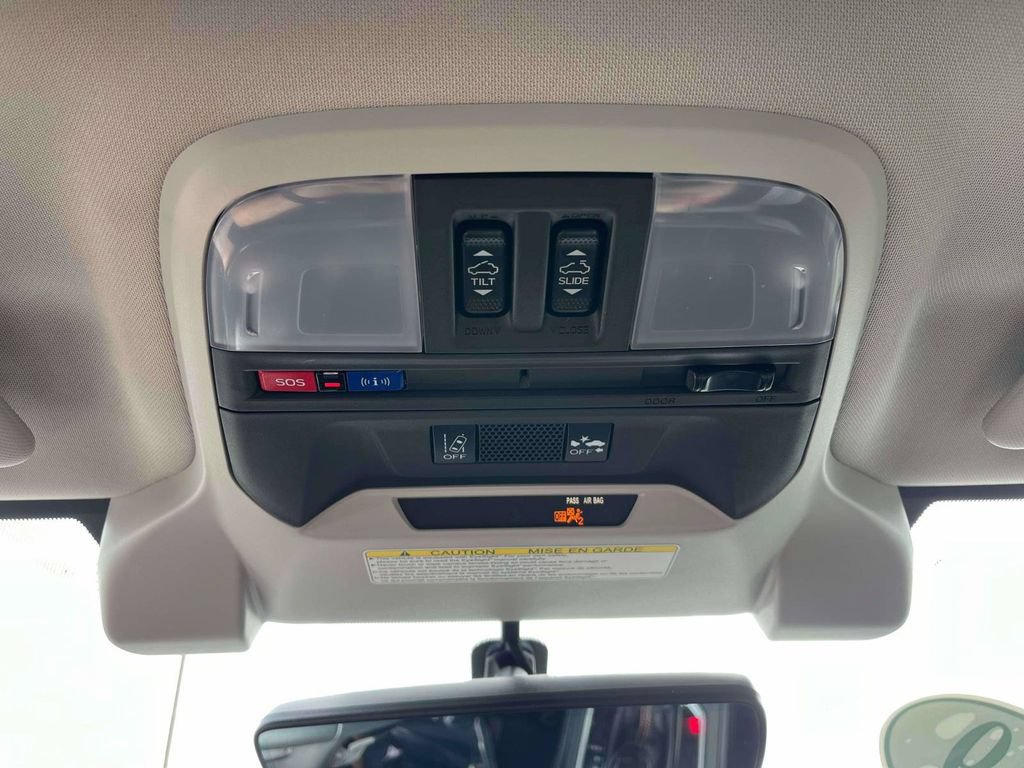 Used 2019 Subaru Crosstrek 2.0i Limited w/ Moonroof Package w/Navigation AWD/4WD image 25