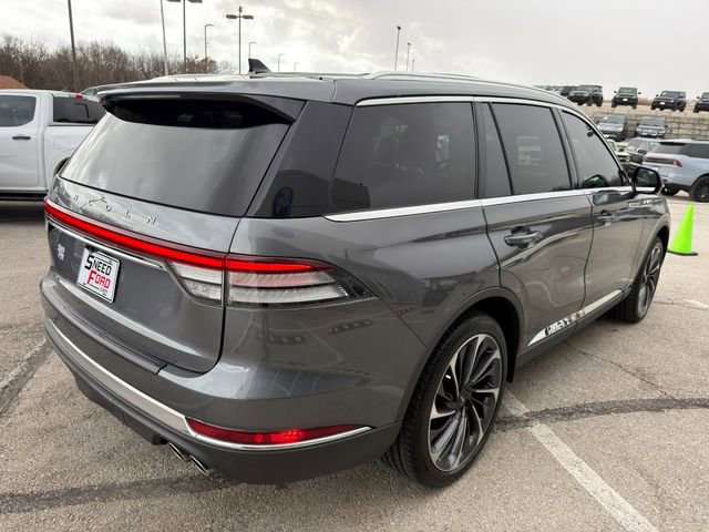 Used 2023 Lincoln Aviator Reserve w/ Equipment Group 201A image 7