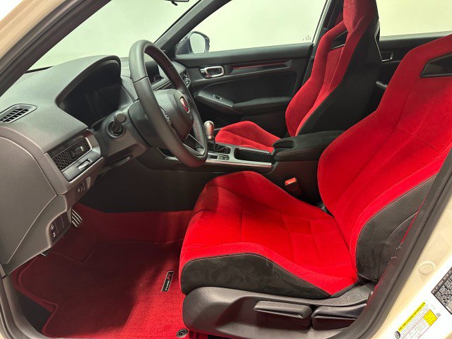 Used 2025 Honda Civic Type R image 11