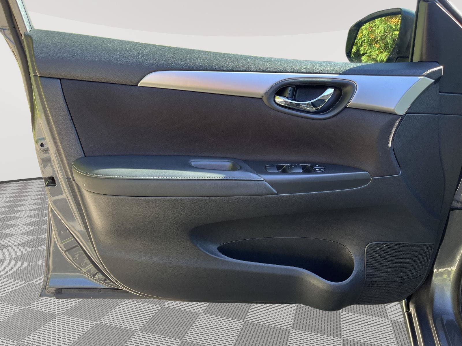 Used 2019 Nissan Sentra S FWD image 18