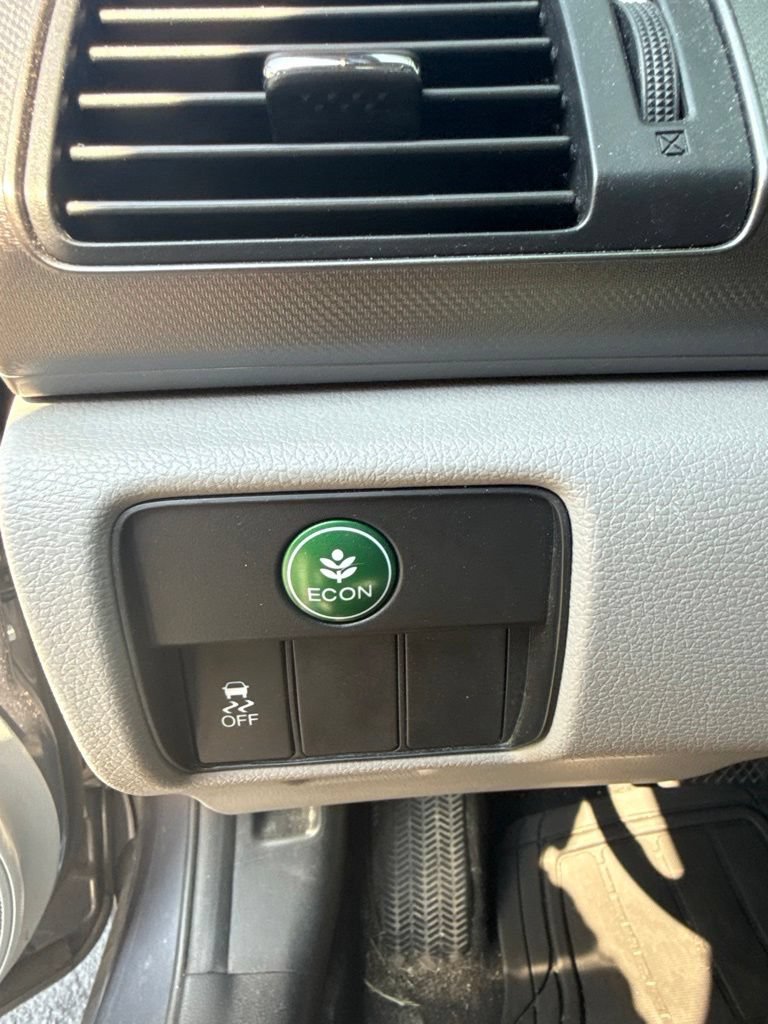 Used 2014 Honda Accord LX image 11