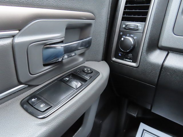 Used 2017 RAM 3500 Tradesman w/ Chrome Appearance Group image 23