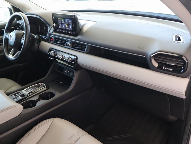 Used 2025 Honda Pilot EX-L image 49