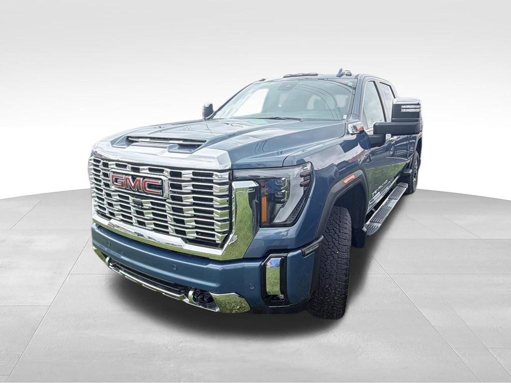 Used 2026 GMC Sierra 2500 Denali w/ Denali Reserve Package AWD/4WD image 4