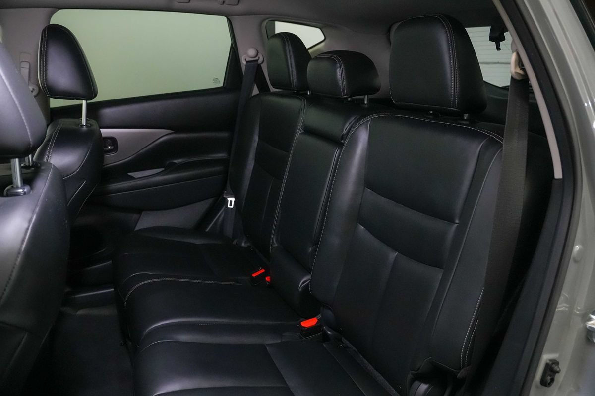 Used 2023 Nissan Murano SV w/ SV Midnight Edition Package FWD image 19