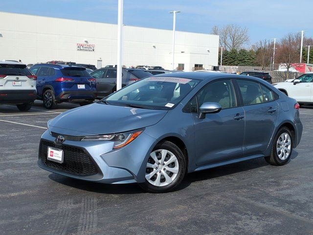 Certified 2022 Toyota Corolla LE image 2