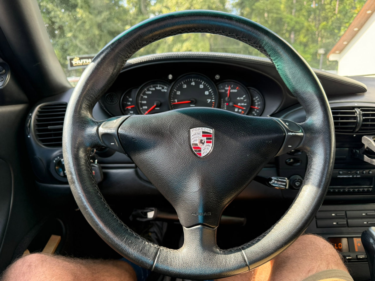 Used 2001 Porsche 911 Carrera image 39