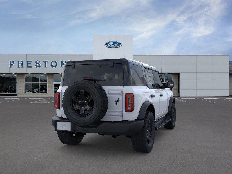 New 2025 Ford Bronco Outer Banks image 8