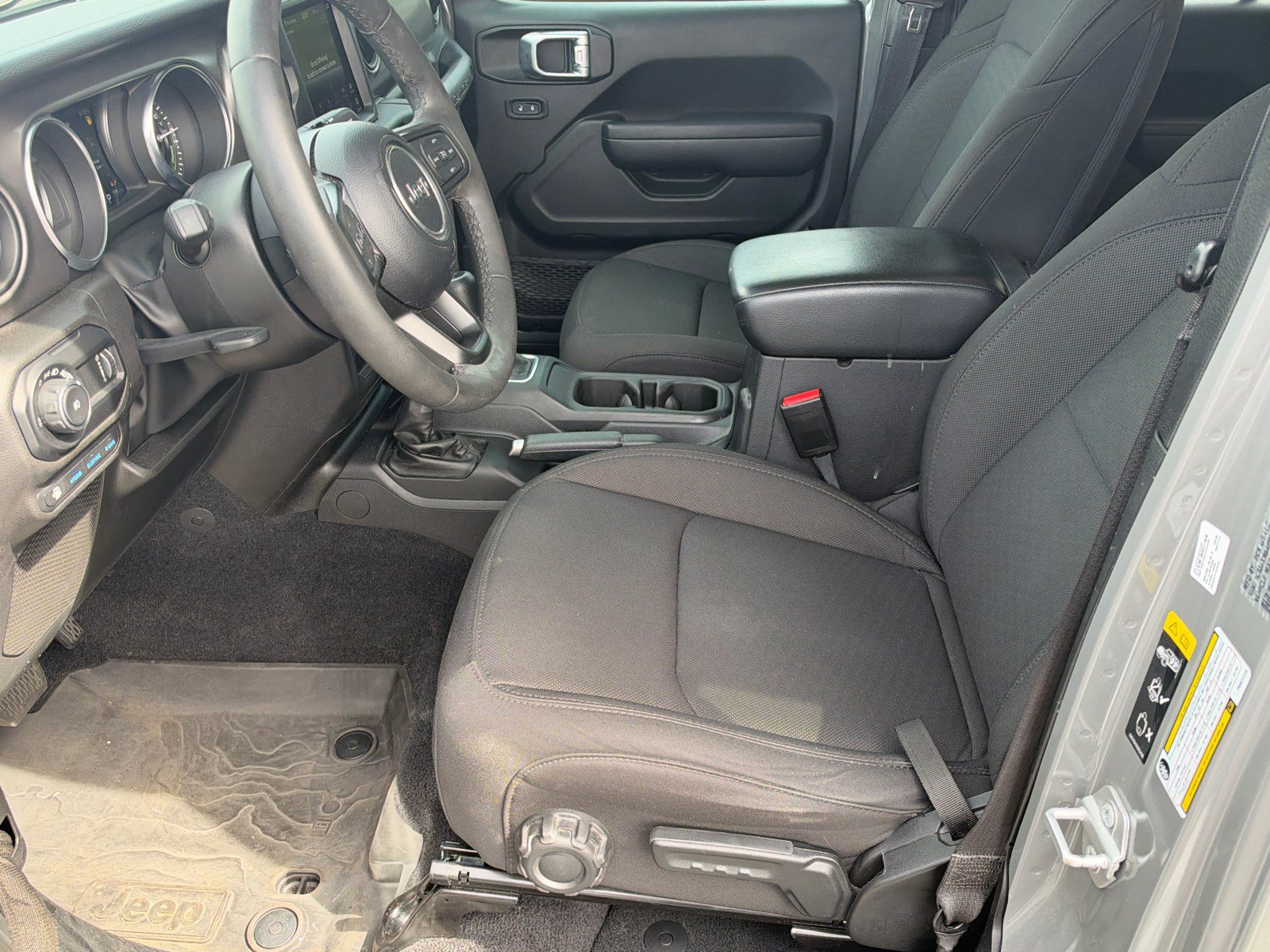Used 2023 Jeep Wrangler Unlimited w/ 8.4" Radio Group AWD/4WD image 9