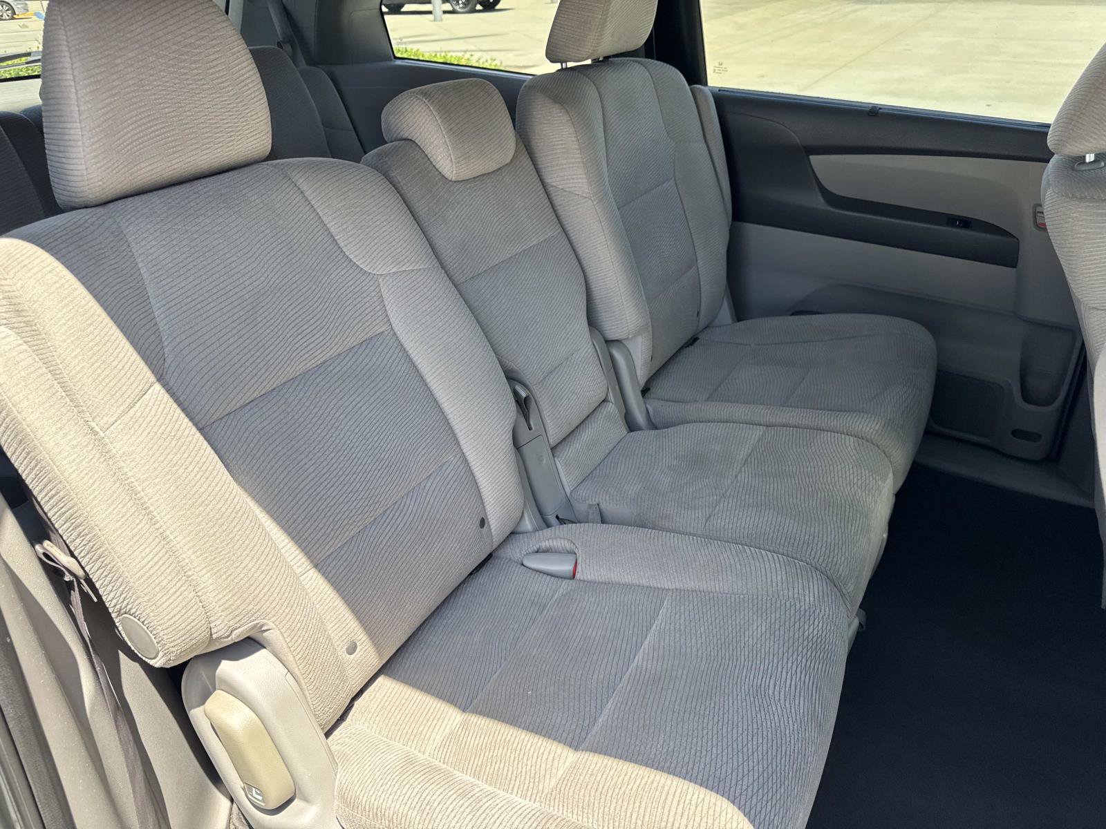 Used 2012 Honda Odyssey EX image 18