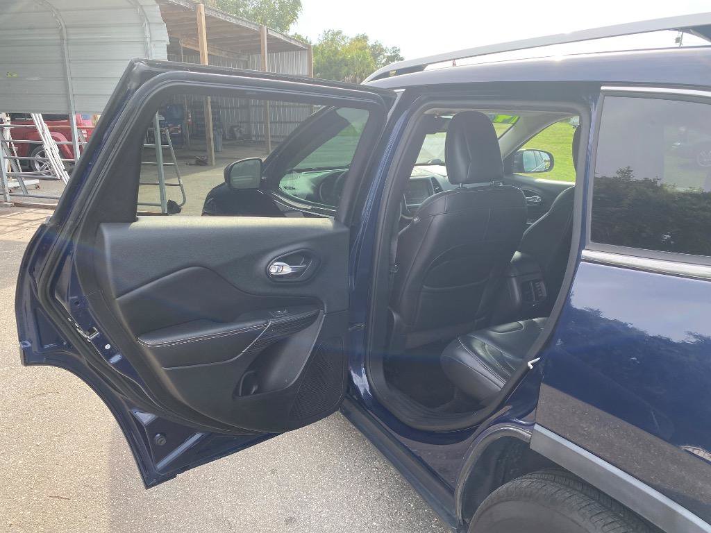 Used 2014 Jeep Cherokee Limited AWD/4WD image 15