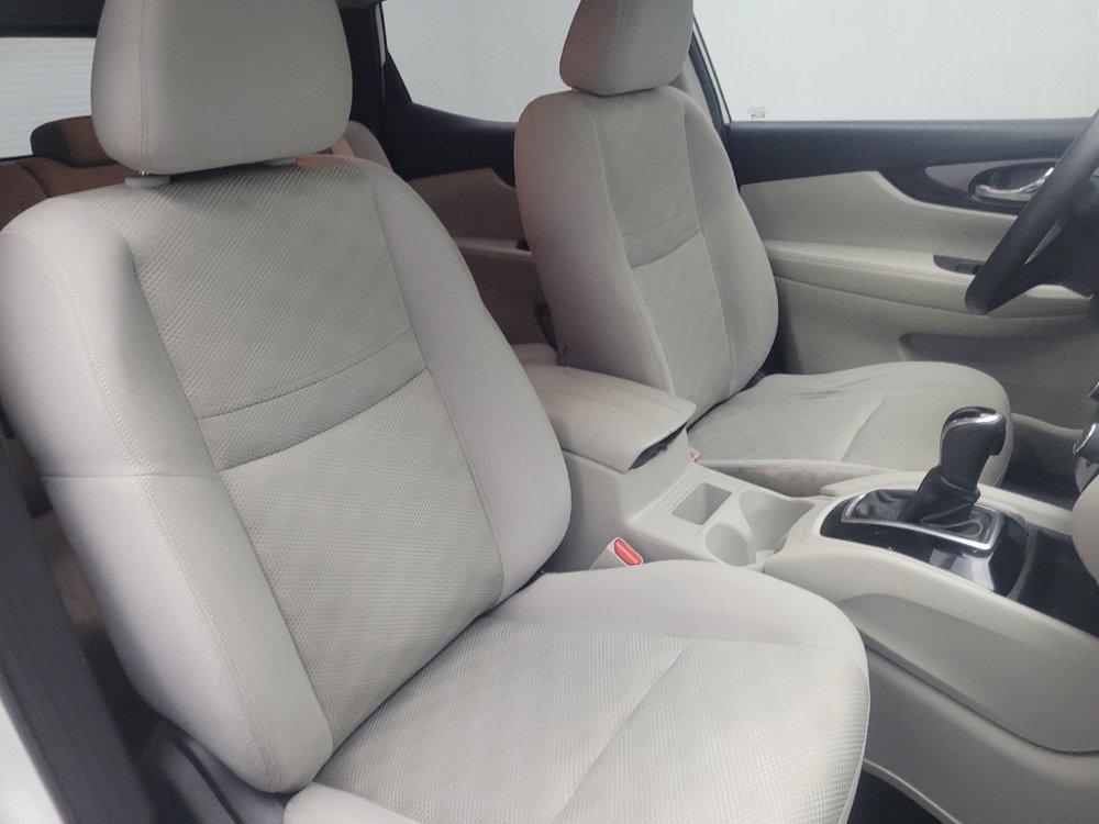 Used 2018 Nissan Rogue Sport SV image 21