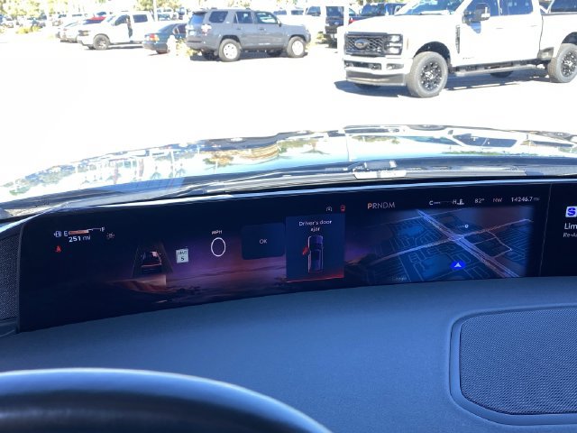Used 2025 Lincoln Navigator L Reserve AWD/4WD image 34