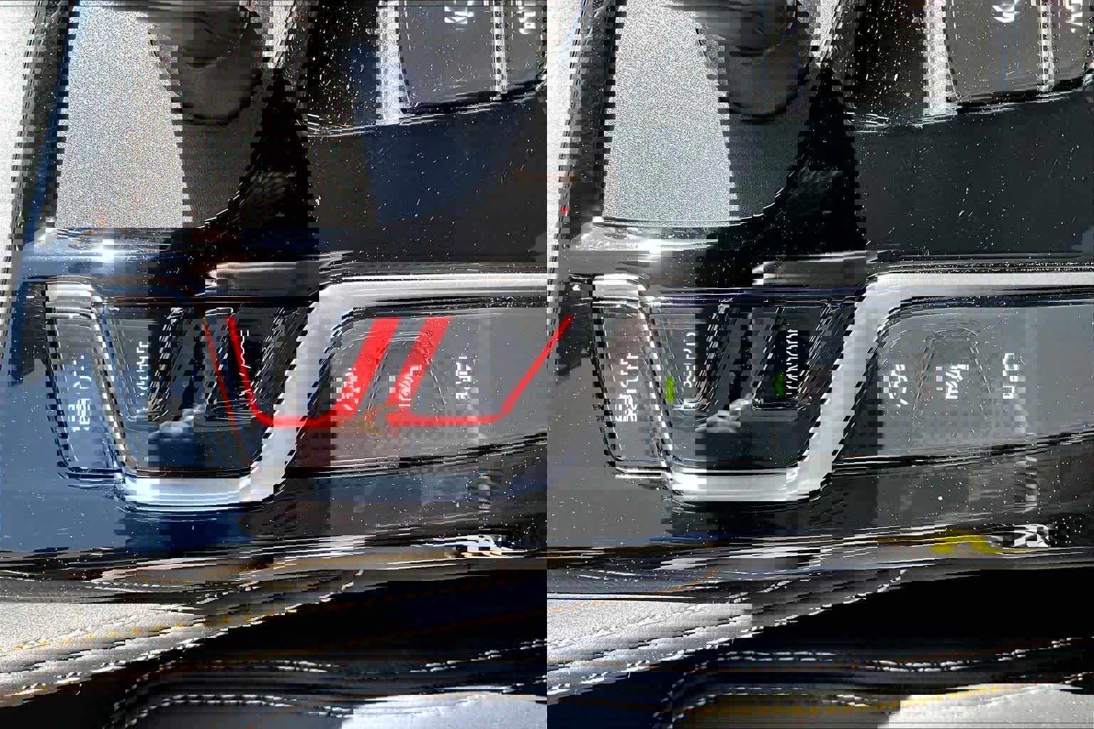 Certified 2023 BMW M5 w/ Competition Package image 34