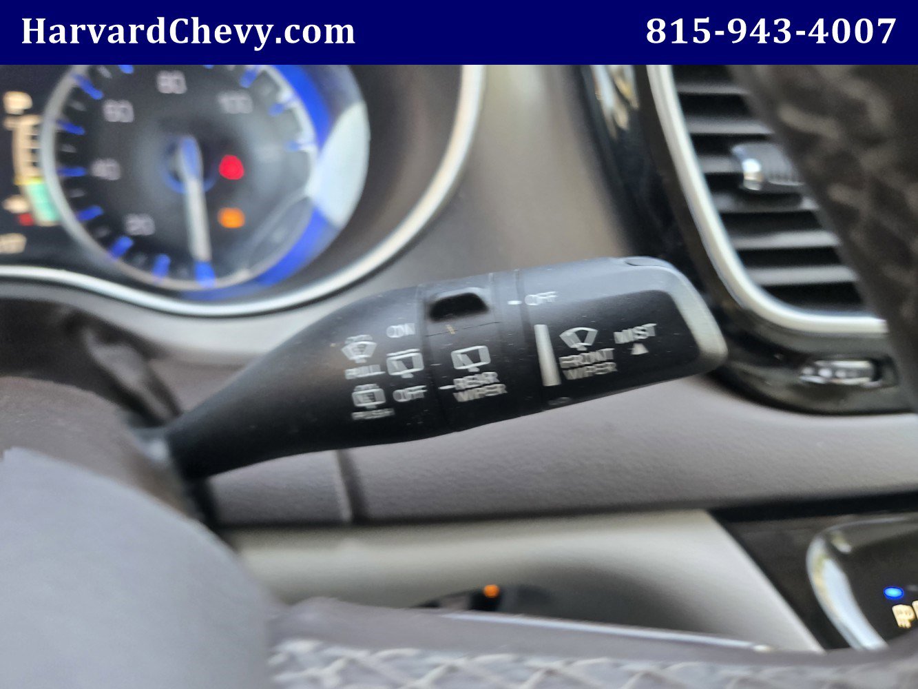 Used 2018 Chrysler Pacifica Touring-L Plus w/ Advanced Safetytec Group FWD image 23
