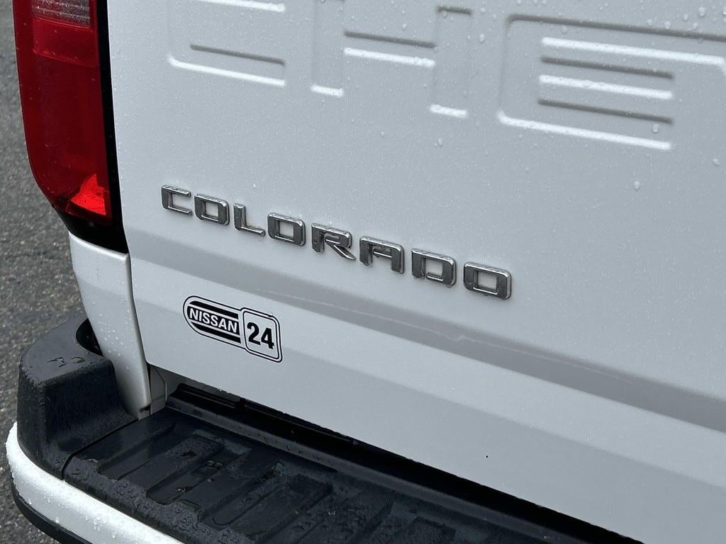 Used 2021 Chevrolet Colorado LT w/ Fleet Safety Package AWD/4WD image 11