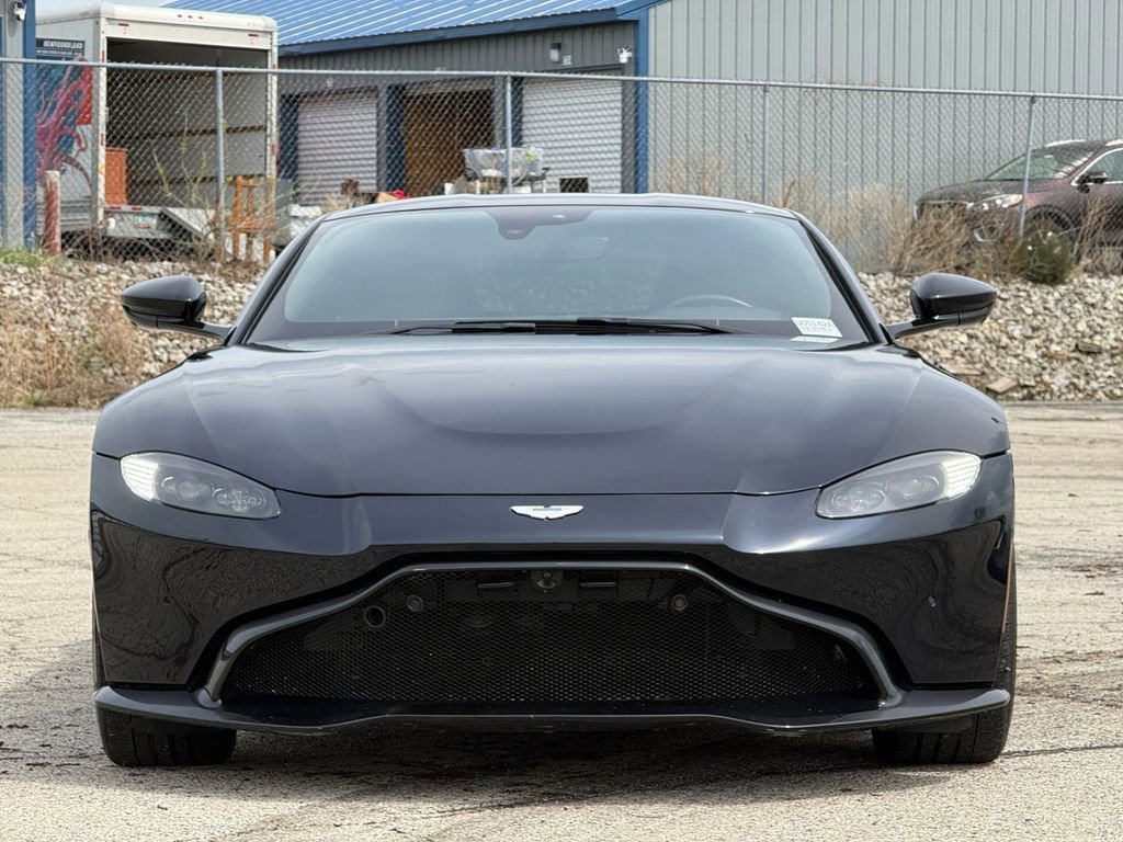 Used 2019 Aston Martin V8 Vantage Coupe image 26