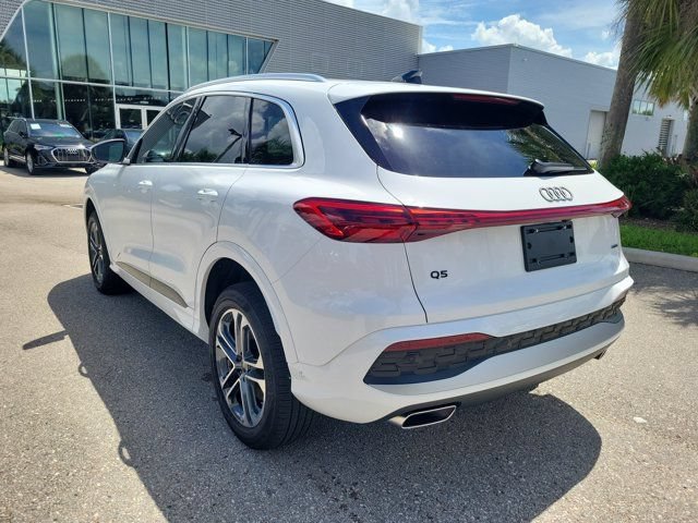 Certified 2025 Audi Q5 Premium w/ Convenience Package AWD/4WD image 5