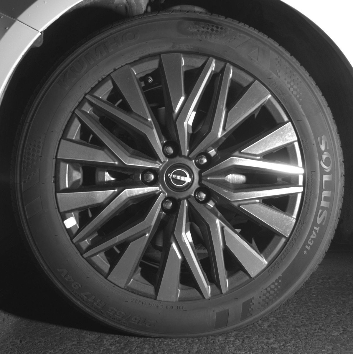 Used 2025 Nissan Altima 2.5 SV image 12