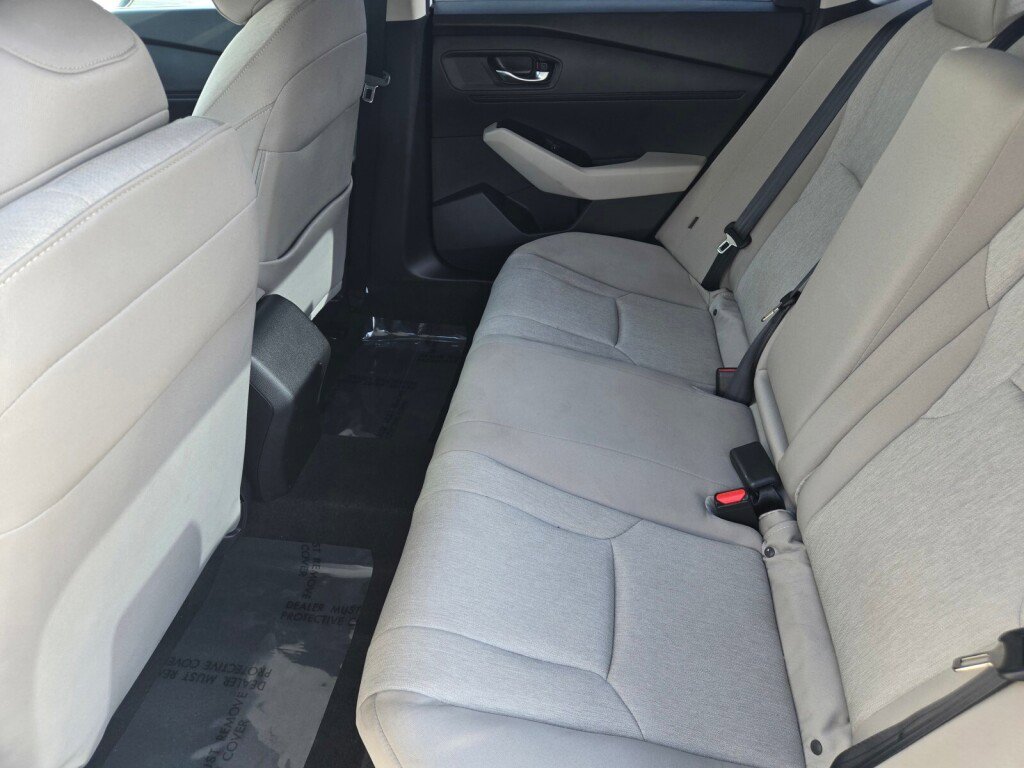 Certified 2023 Honda Accord EX image 15