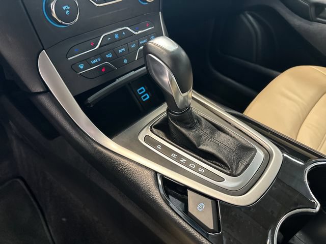 Used 2017 Ford Edge SEL w/ Equipment Group 201A FWD image 30