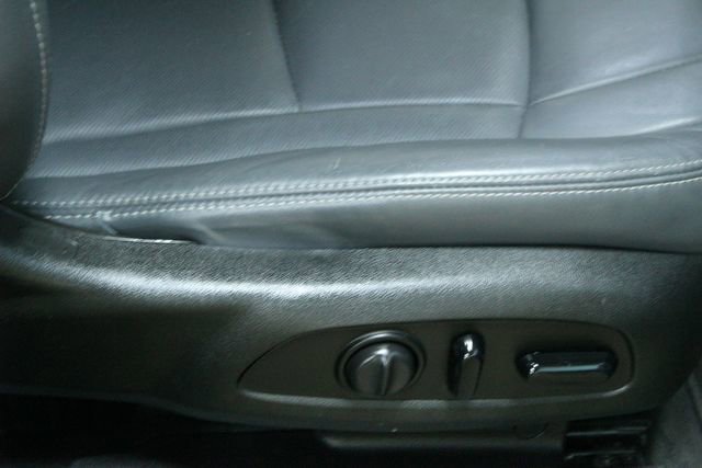 Used 2019 Buick Enclave Premium w/ Experience Buick Package image 13