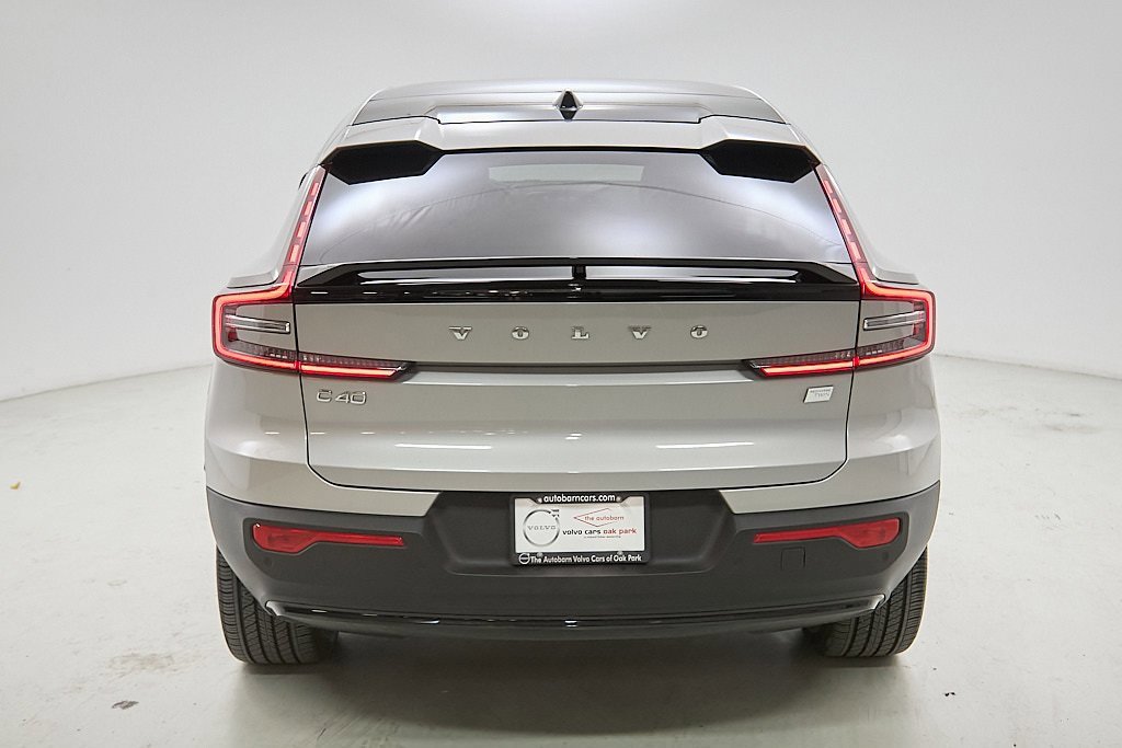 Certified 2023 Volvo C40 Recharge Core w/ Protection Package Premier image 8