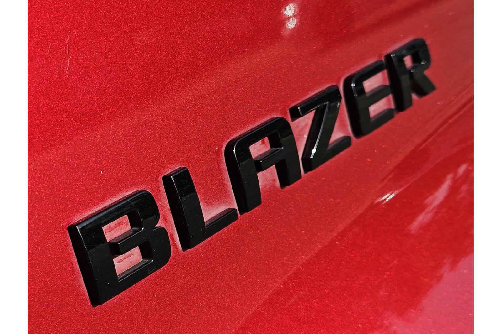 Used 2021 Chevrolet Blazer RS w/ Driver Confidence II Package FWD image 12