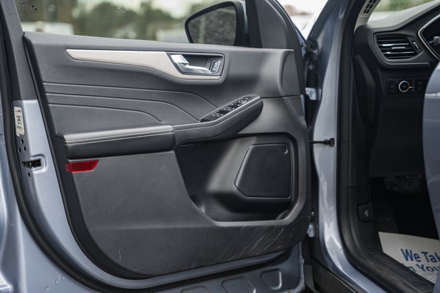 Certified 2022 Ford Escape SEL image 41