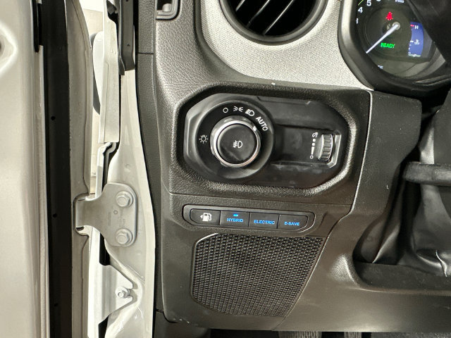 Certified 2024 Jeep Wrangler Unlimited AWD/4WD image 16