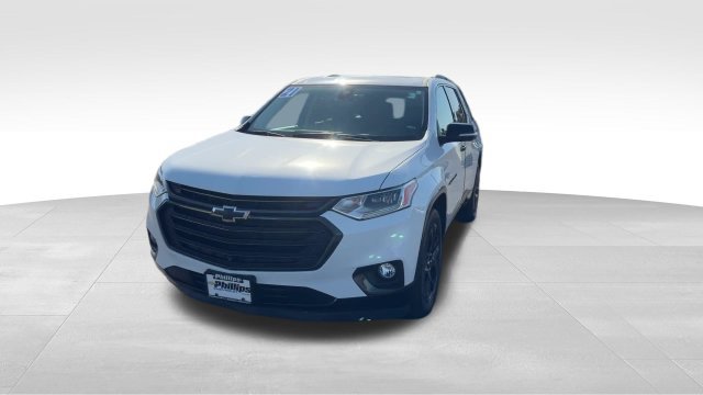 Used 2021 Chevrolet Traverse Premier w/ Redline Edition AWD/4WD image 2