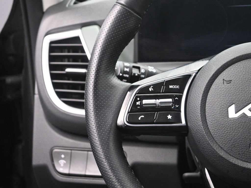 Used 2025 Kia Seltos SX w/ SX Sunroof Package image 30