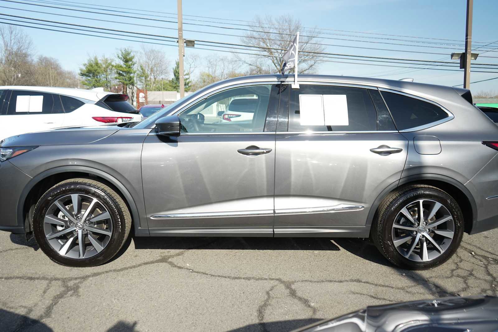 Certified 2026 Acura MDX SH-AWD w/ Technology Package image 3
