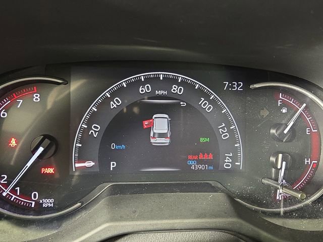 Used 2024 Toyota RAV4 XLE image 15