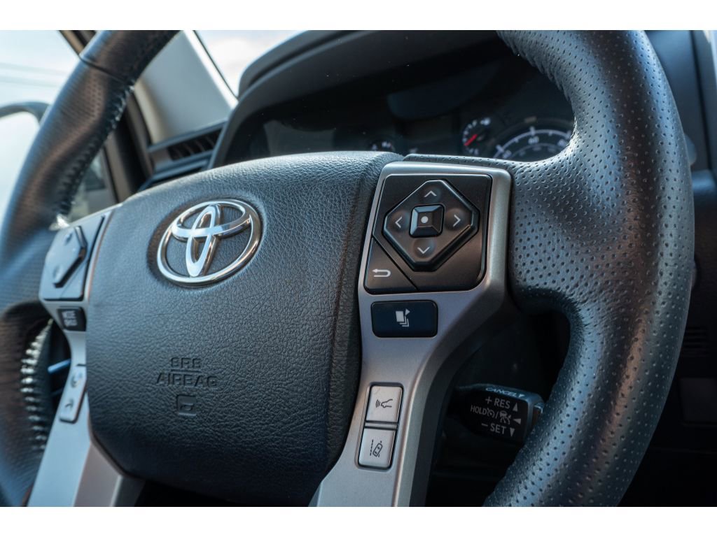 Used 2020 Toyota 4Runner SR5 Premium image 25