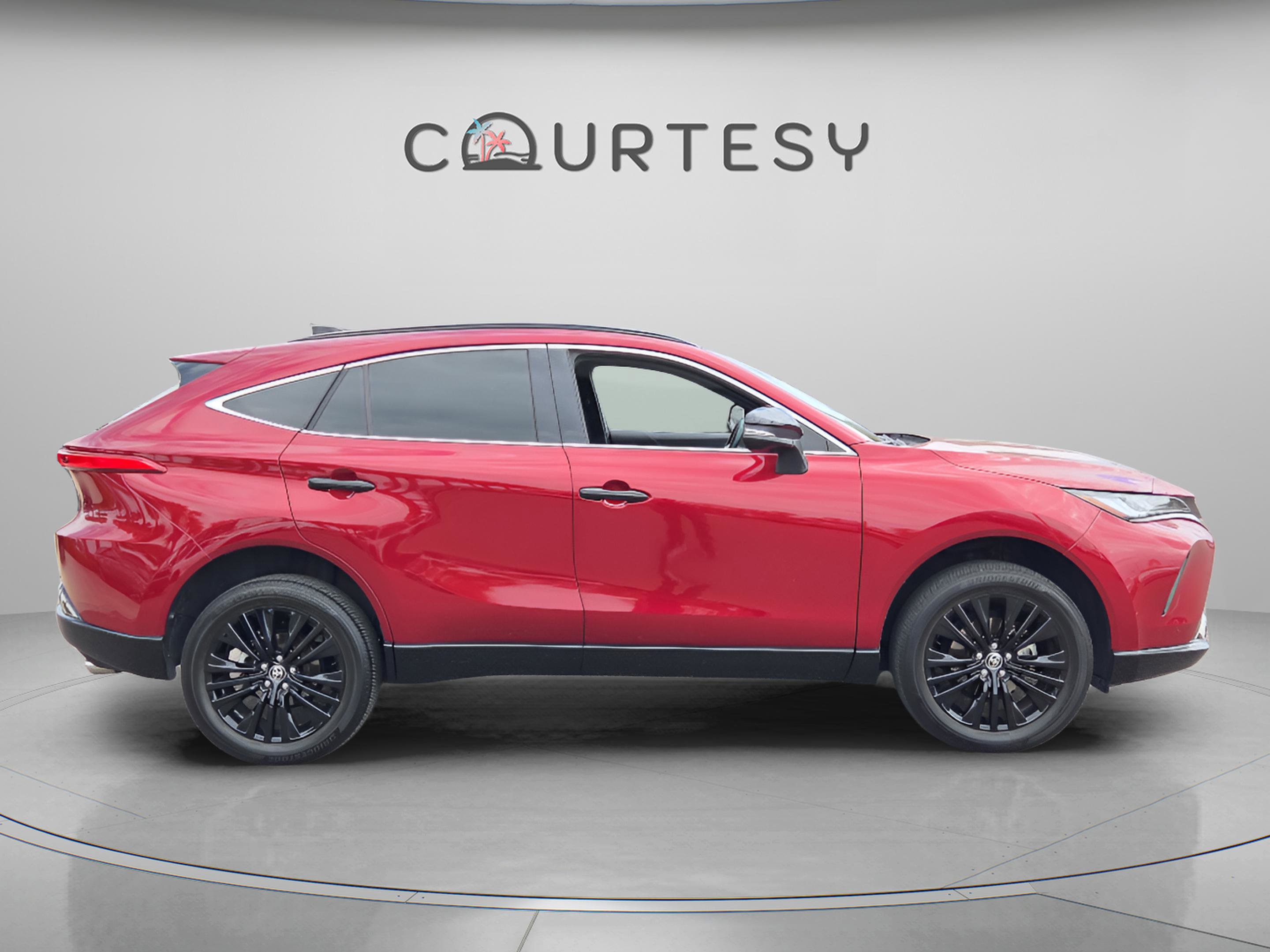 Certified 2024 Toyota Venza Nightshade image 7