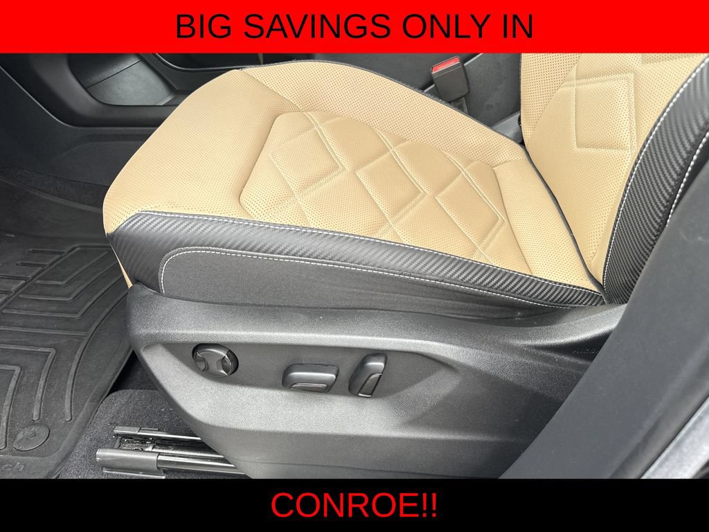 Used 2024 Volkswagen Atlas Cross Sport SE FWD image 13