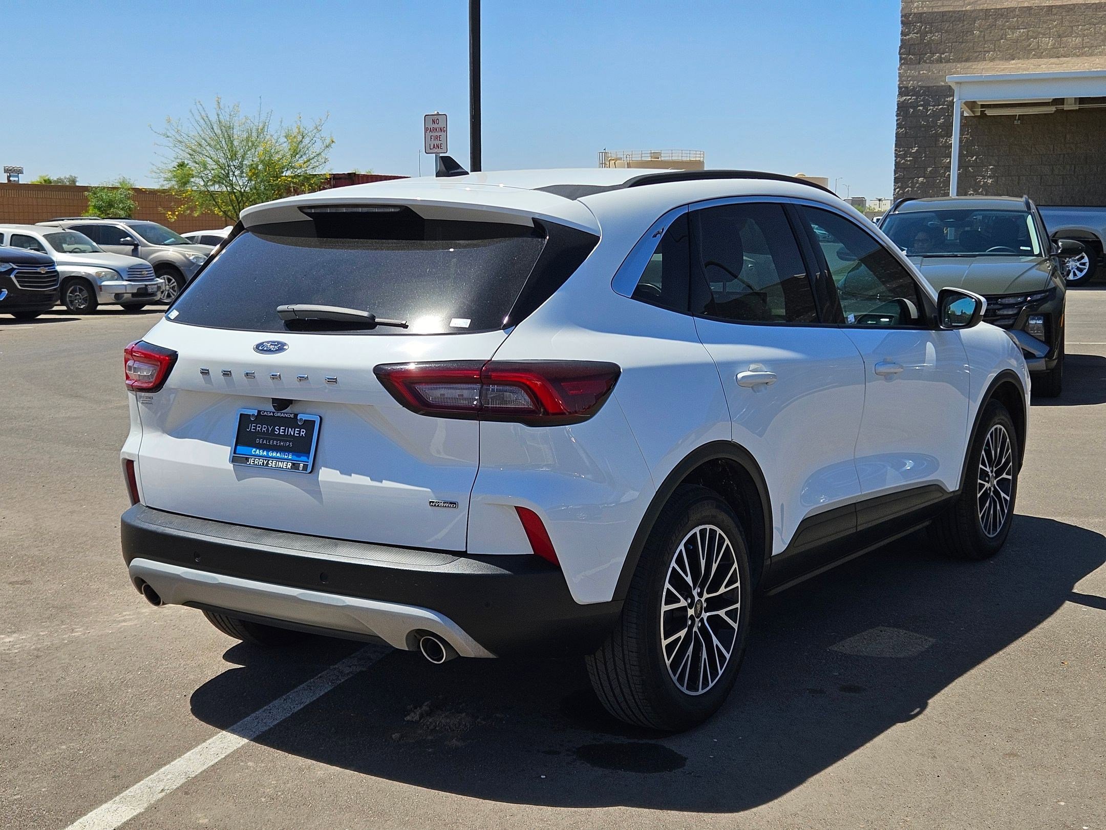 Used 2023 Ford Escape SE FWD image 5