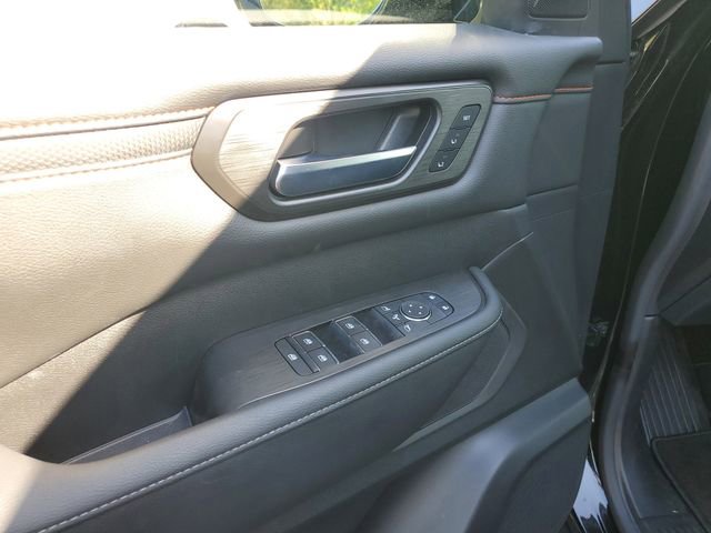 Certified 2025 Nissan Armada PRO-4X image 13