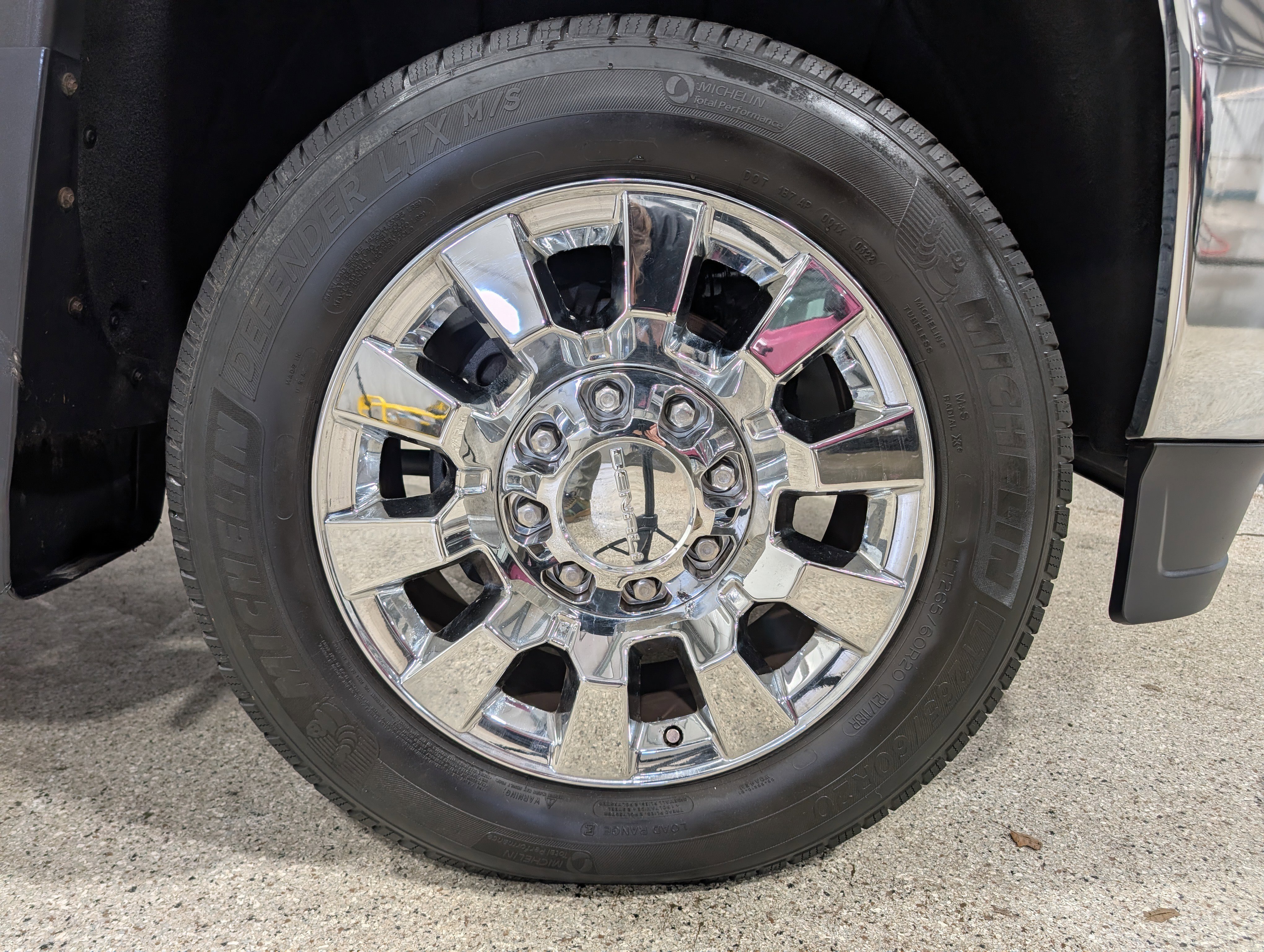 Used 2016 GMC Sierra 3500 Denali w/ Duramax Plus Package image 16