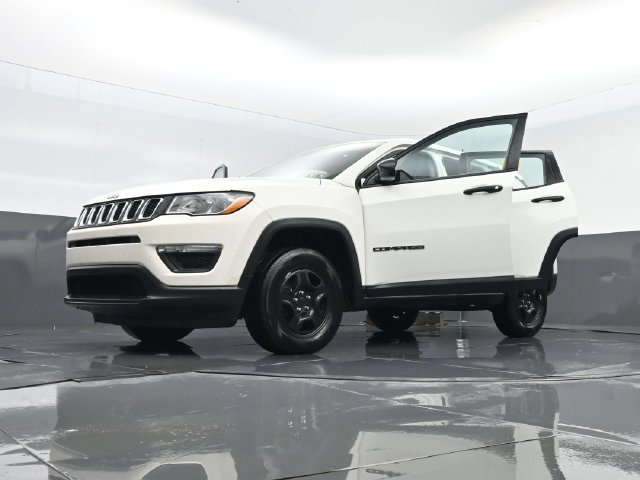 Used 2021 Jeep Compass Sport AWD/4WD image 30