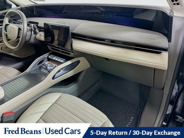 Certified 2024 Lincoln Nautilus Reserve w/ Equipment Group 202A AWD/4WD image 37