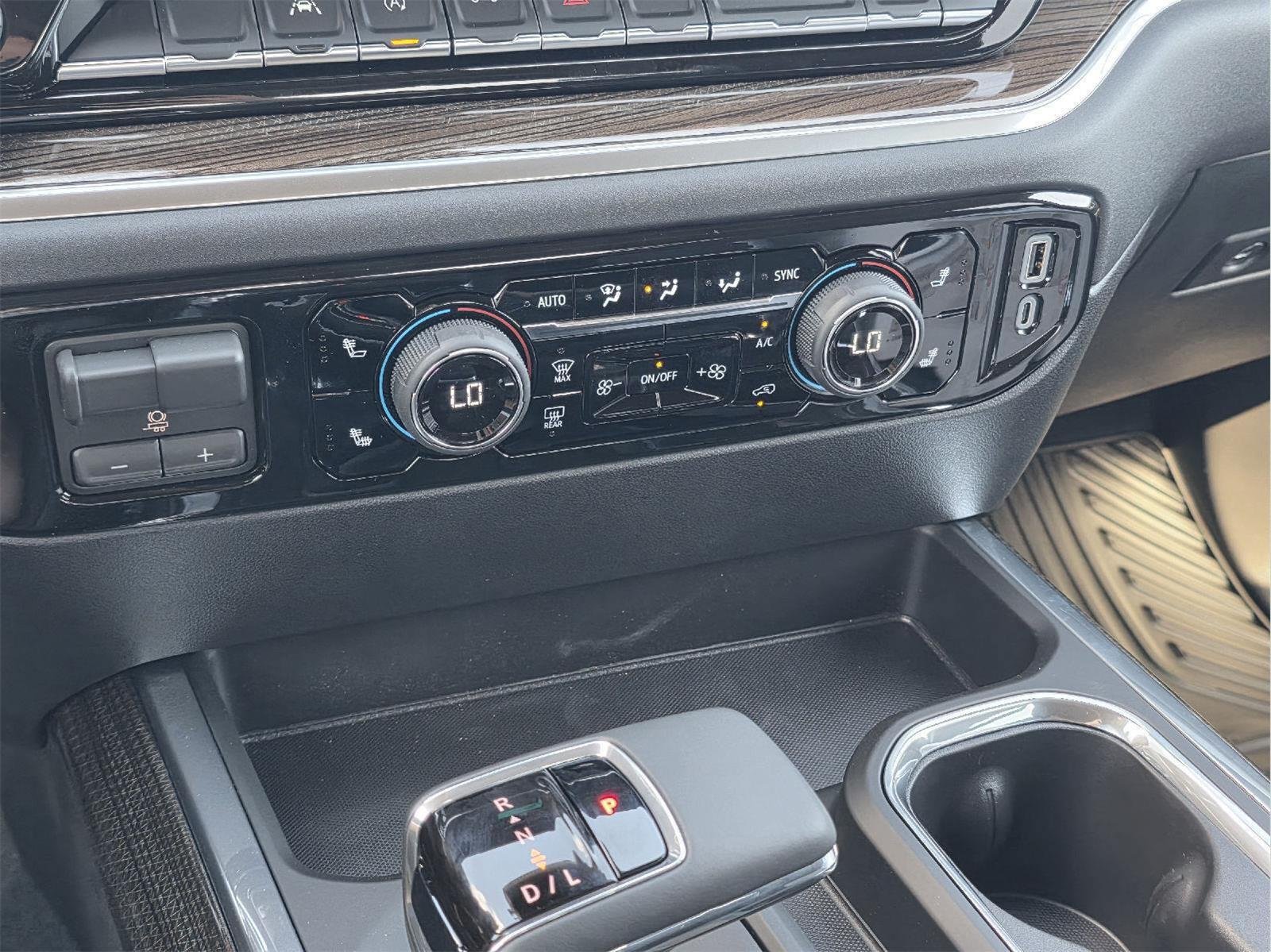New 2026 Chevrolet Silverado 1500 LT w/ Z71 Off-Road Package AWD/4WD image 24