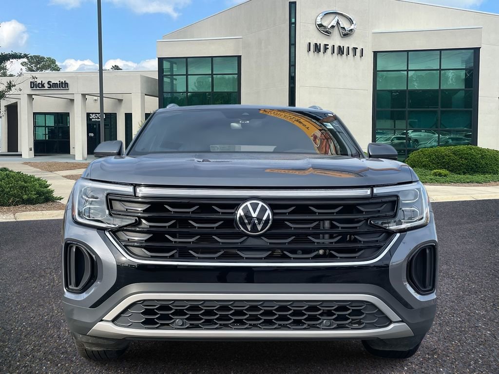 Used 2024 Volkswagen Atlas Cross Sport SE video 2