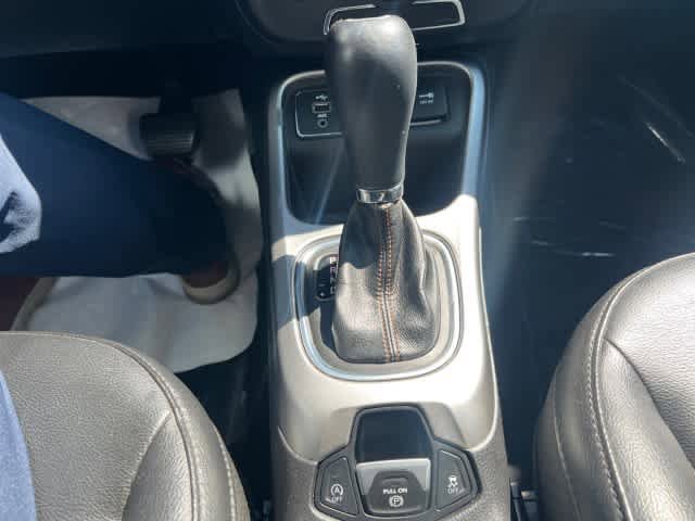 Used 2018 Jeep Compass Latitude image 28